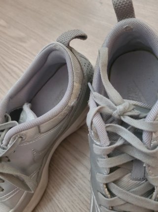 Zapatillas Nike plateadas