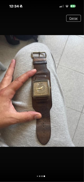 Reloj Guess Cuero Marrón y Dorado