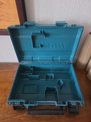 Cajas Makita para herramientas