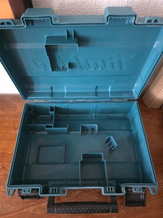 Cajas Makita para herramientas