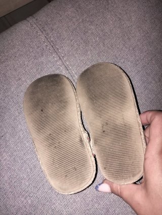 Chanclas H&M niña T. 20-21 fresas