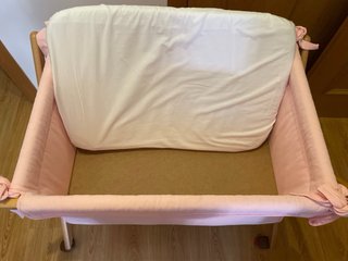 Mini cuna rosa madera