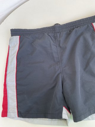 Pantaloncini corti uomo neri e rossi