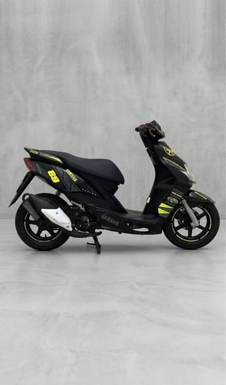 Moto Yamaha jog rr Scooter
