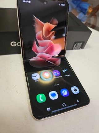 Samsung Galaxy Z Flip3 5G Beige/Plata