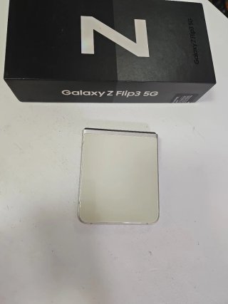 Samsung Galaxy Z Flip3 5G Beige/Plata