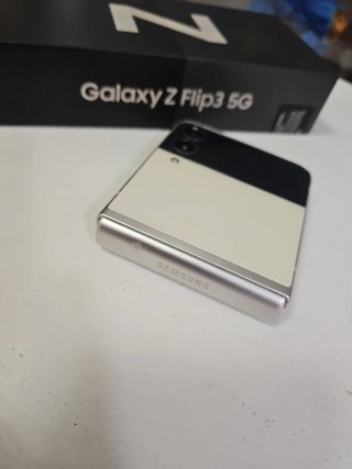 Samsung Galaxy Z Flip3 5G Beige/Plata