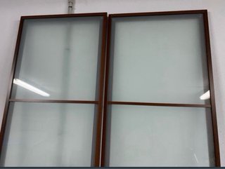 2 Puertas Armario IKEA Cristal al Ácido y Madera