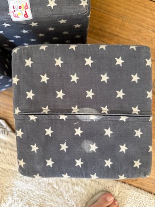 Cojines de juego Batu con estrellas