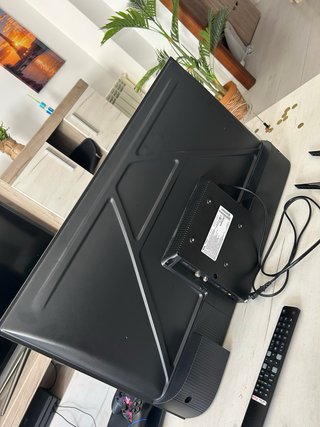 TCL 32” Android TV HD Smart TV