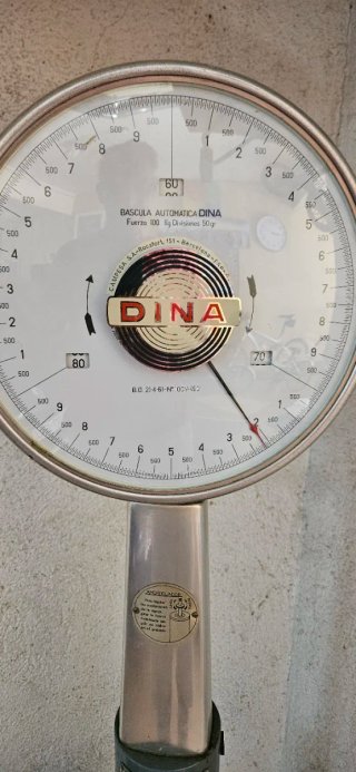 Báscula Dina de pie