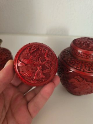 Juego de 3 jarrones y caja de cinabrio