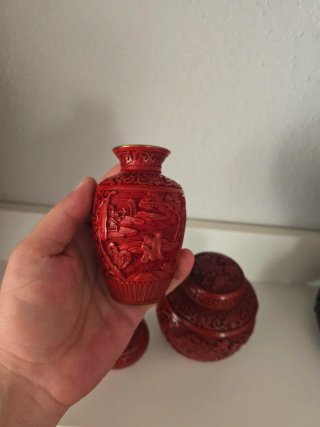 Juego de 3 jarrones y caja de cinabrio