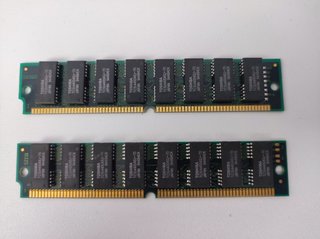 2 Moduli Memoria SIMM Toshiba 4MB