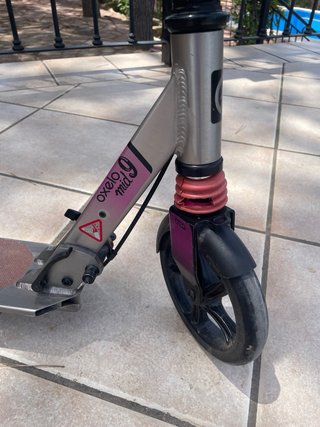 Patinete infantil rosa y gris
