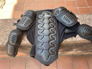 Peto Moto Trail Negro Talla L