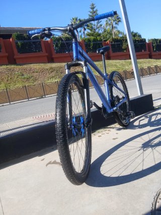 Bicicleta Stunt Azul 27.5
