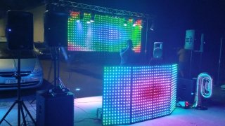 Gonfiabili, karaoke, schermi led, discomobili ecc