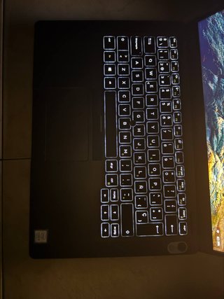 Ordenador portátil DELL I5 9 GENERACIÓN