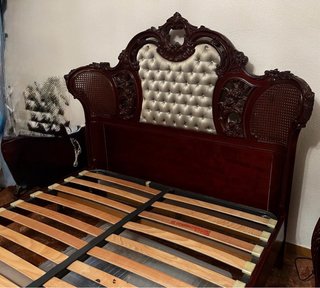 Cama Luis XV madera tallada y ratán