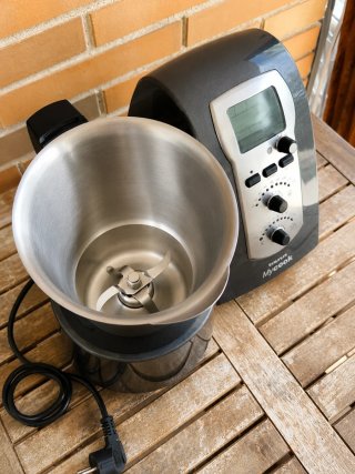 Mycook Taurus casi nueva