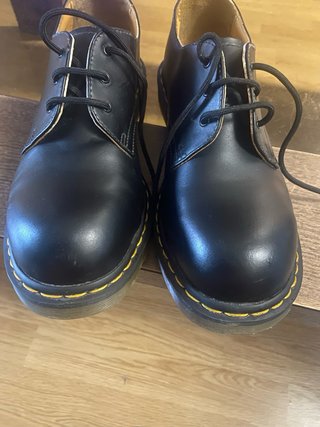 Zapatos Dr. Martens Talla 42 Negros