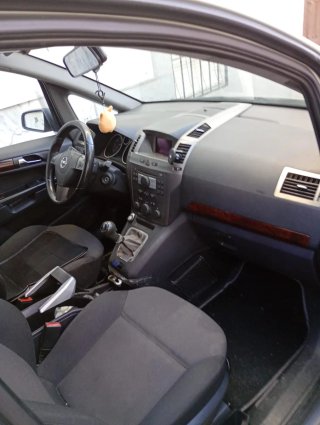 Opel Zafira 2005