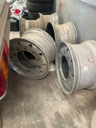 2 Llantas Alcoa Durabright 385