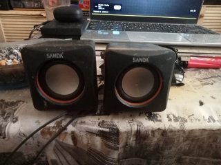 Altavoces SANDA para PC Negros