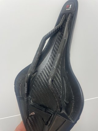 Sillín Fizik Arione R1 Carbon