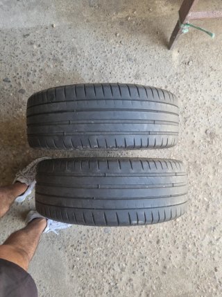 Neumáticos Michelin Pilot Sport 4  215/45 ZR17 91Y