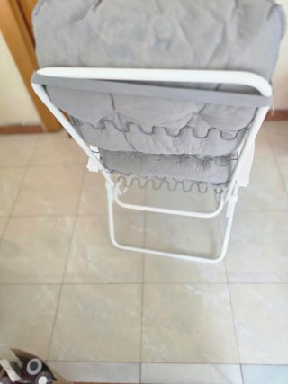 Silla de playa con cojín a rayas