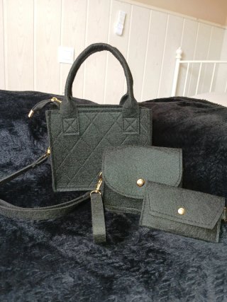 Combo Carteras Mini Negro y Beige