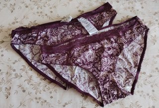 Conjunto sujetador y 2 braguitas KOKUE