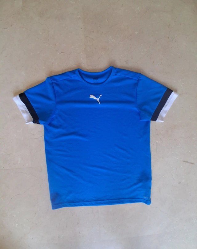 Camiseta deportiva Puma azul