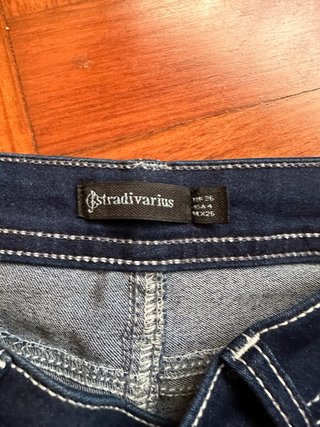 Pantalón vaquero azul Stradivarius