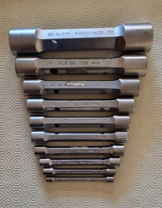 Juego de llaves de tubo