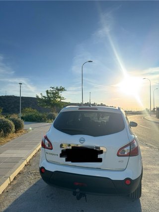 Nissan Qashqai+2 2010