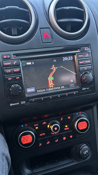 Nissan Qashqai+2 2010