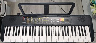 Piano Eléctrico Yamaha PSR-FS2