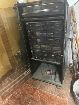Equipo de música Sony antiguo