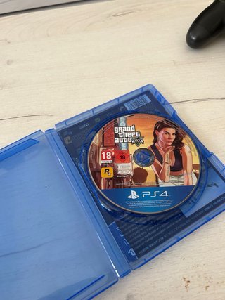 GTA V PS4 - Rockstar Games