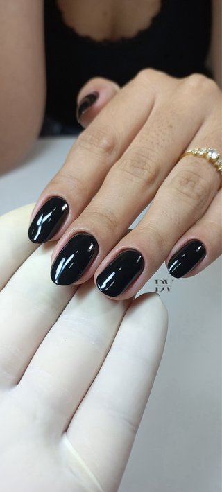 Descubre la experiencia premium en cuidado de uñas