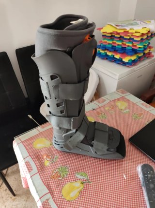 Bota Ortopédica Pierna Derecha