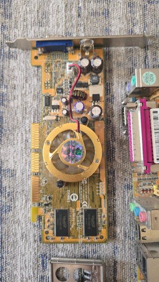 Placabase Abit intel 4 3.2ghz 2GB RAM Nvidia 128