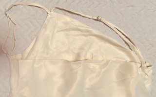 Vestido de verano satinado beige talla s
