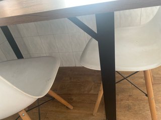 Mesa madera y patas hierro
