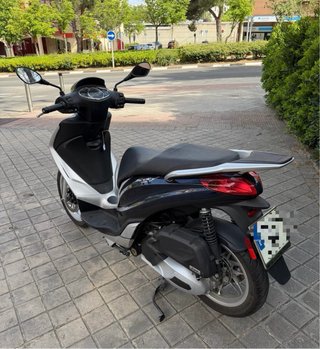Moto scooter Vespa Piaggio Medley abs 125cc 2016