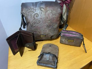 Bolso Kimmidoll Marrón con tonos dorados