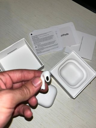 AirPods 4 (2024) Apple Bianche